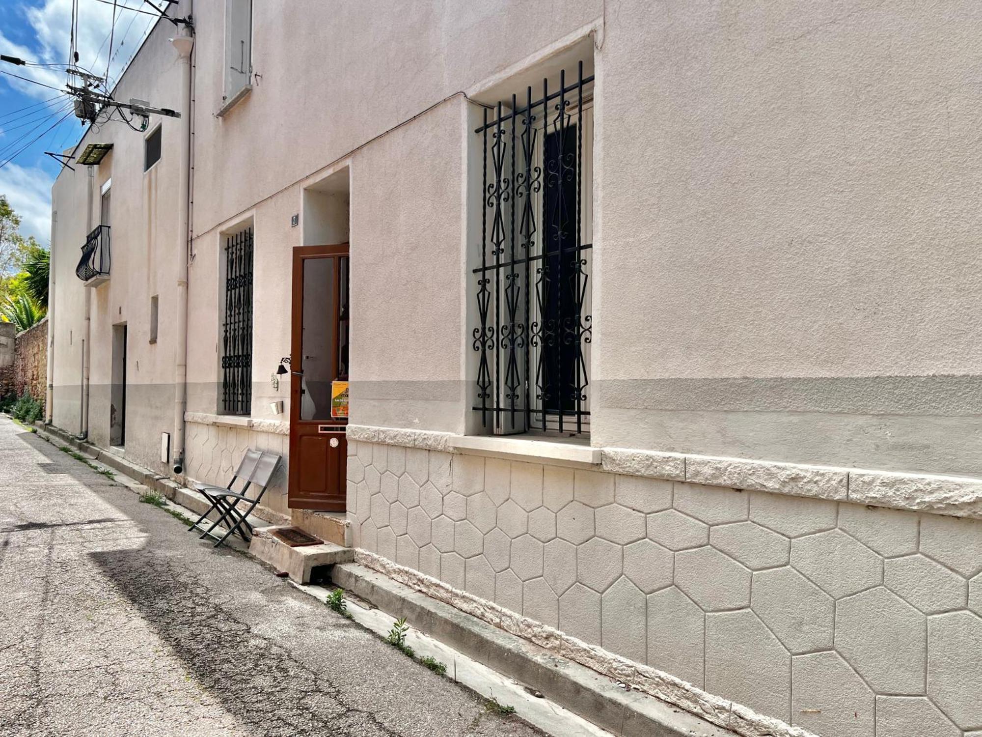 Maison Familiale Bages  Bagian luar foto
